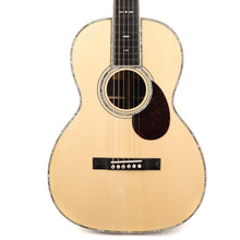 Eastman E40OO Acoustic Guitar Natural