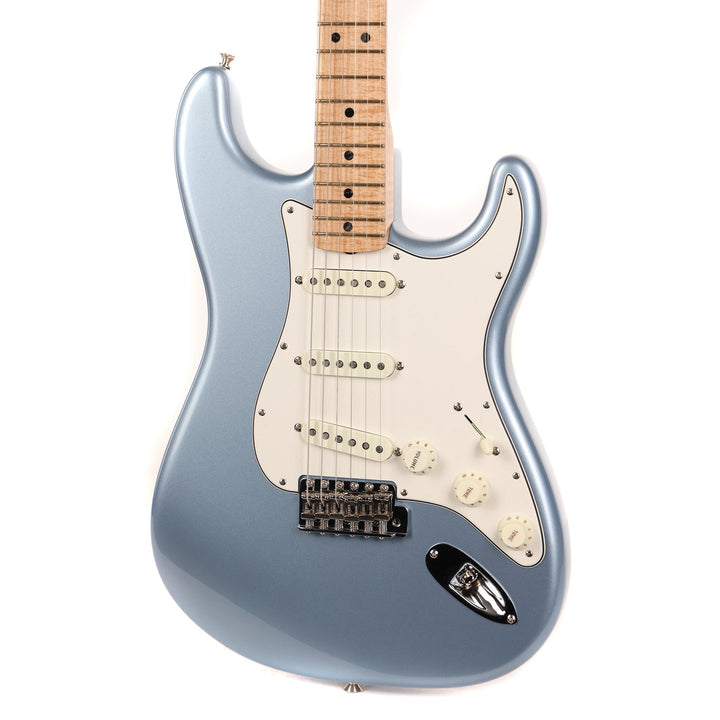 Fender Custom Shop Limited Edition 1965 Stratocaster NOS Aged Ice Blue Metallic