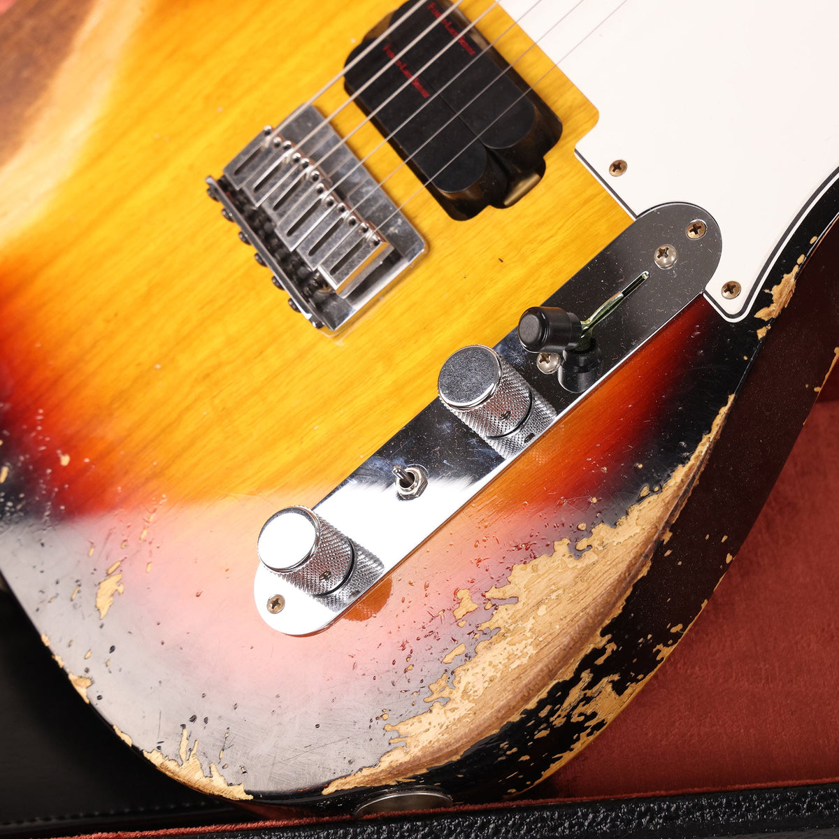 Fender Custom Shop Telecaster Plus Heavy Relic 3-Tone Sunburst — 9