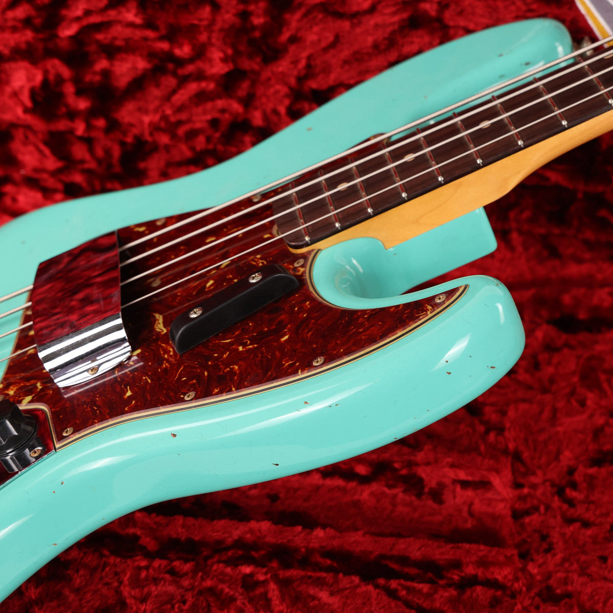 Fender Custom Shop 1964 Jazz Bass Journeyman Relic Seafoam Green — 9