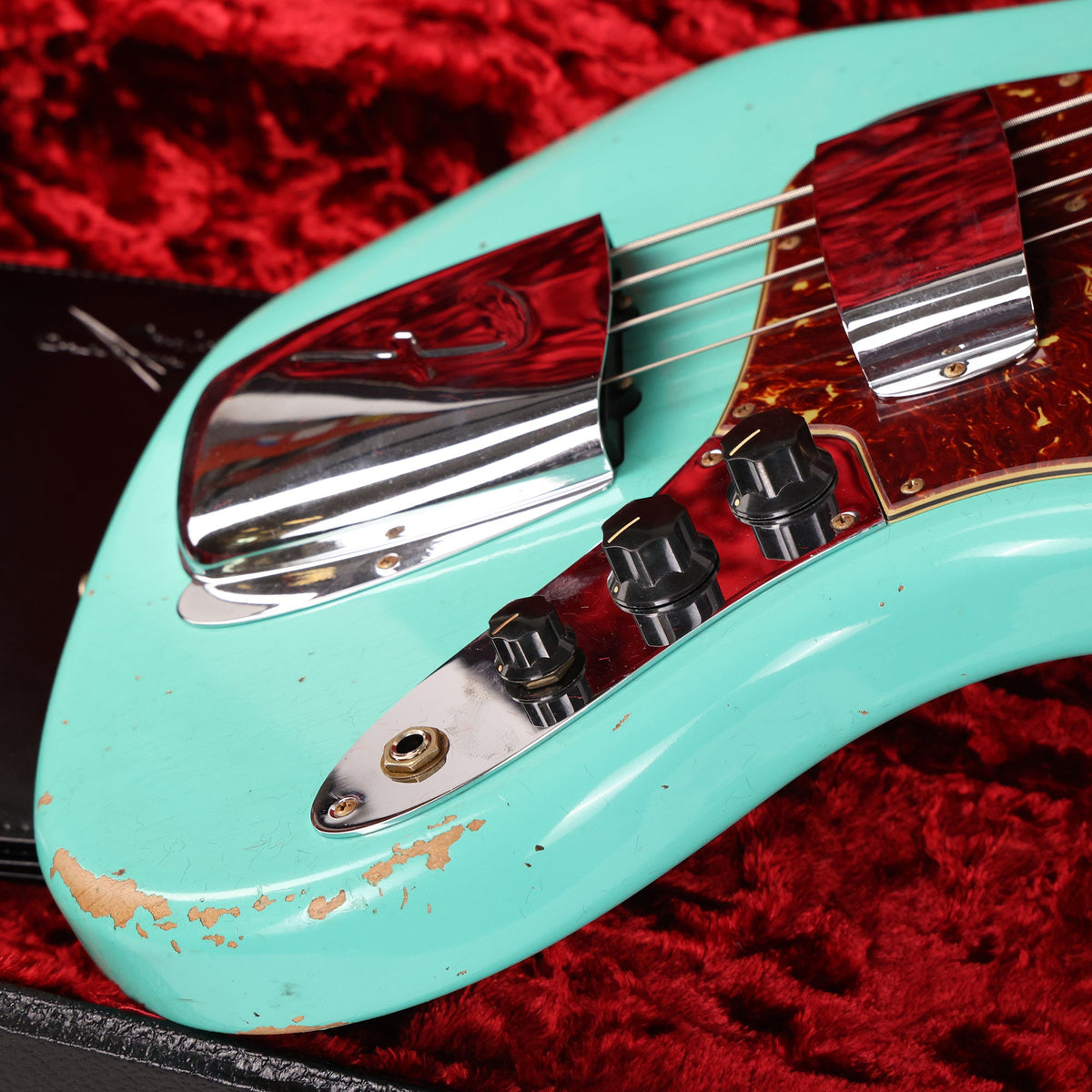 Fender Custom Shop 1964 Jazz Bass Journeyman Relic Seafoam Green — 10