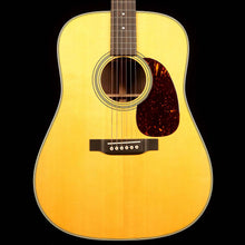 Martin D-28 Dreadnought Acoustic Natural