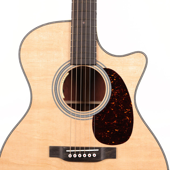Martin Custom Shop Grand Performance Acoustic-Electric Bearclaw Spruce and Quilted Bubinga