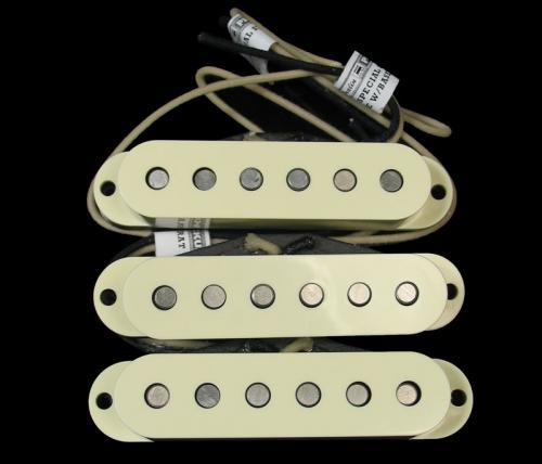 Lindy Fralin Blues Special Strat Pickup Set (Base Plate)