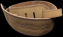 Seagull Suede Guitar Strap (Tan)